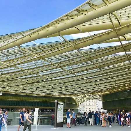 Appartamento La A Chatelet Parigi